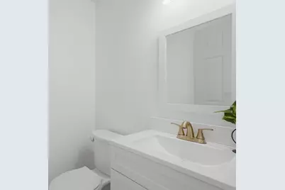 46 Sheridan St, Haverhill, MA 01830 - Photo 17