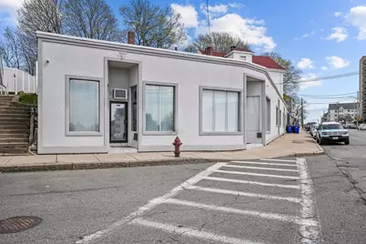 1792 Pleasant St, Fall River, MA 02723 - Photo 31