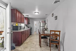 1792 Pleasant St, Fall River, MA 02723 - Photo 13
