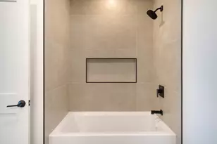 28 Swan Ave, Boston, MA 02128 - Photo 23