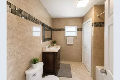 247 Sycamore St, Watertown, MA 02472 - Photo 15