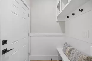 10 Falcon Dr, Shrewsbury, MA 01545 - Photo 35