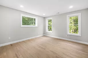 10 Falcon Dr, Shrewsbury, MA 01545 - Photo 27