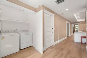 1863 Beacon St, Brookline, MA 02445 - Photo 11
