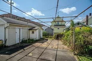 11 Hampshire St, Ludlow, MA 01056 - Photo 7
