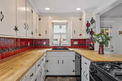147 Main Street, Reading, MA 01867 - Photo 11