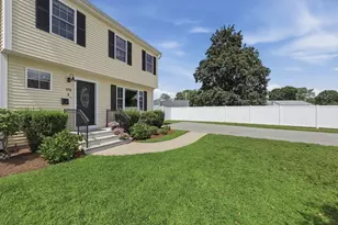 173 Bedford Rd, Woburn, MA 01801 - Photo 1