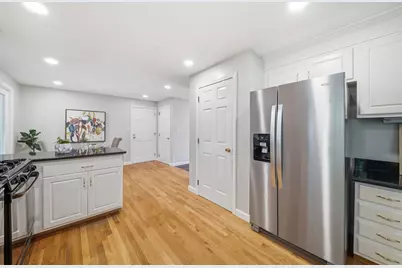 27 Stonegate Rd #27, Chelmsford, MA 01824 - Photo 17