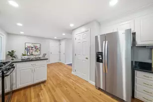 27 Stonegate Rd, Chelmsford, MA 01824 - Photo 17