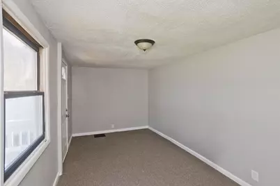 143 Davenport St, Springfield, MA 01119 - Photo 5