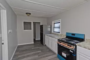 143 Davenport St, Springfield, MA 01119 - Photo 9