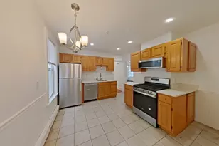39 Newport St, Boston, MA 02125 - Photo 7