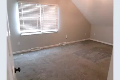71 Eddywood St, Springfield, MA 01118 - Photo 17