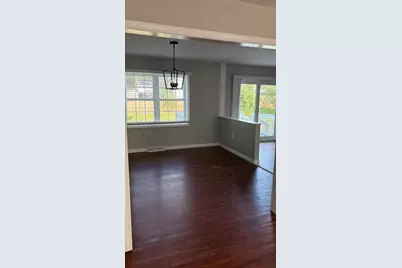 71 Eddywood St, Springfield, MA 01118 - Photo 5
