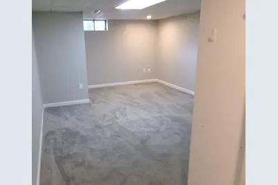 71 Eddywood St, Springfield, MA 01118 - Photo 27
