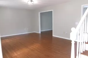 71 Eddywood St, Springfield, MA 01118 - Photo 3