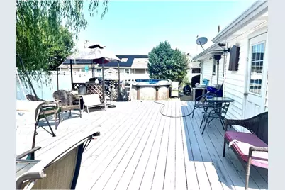 401 Whitlow St, New Bedford, MA 02746 - Photo 19