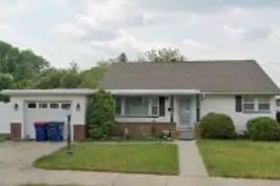 401 Whitlow St, New Bedford, MA 02746 - Photo 1