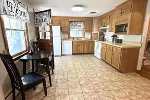 15 Cannon Rock Rd, Lynn, MA 01904 - Photo 5