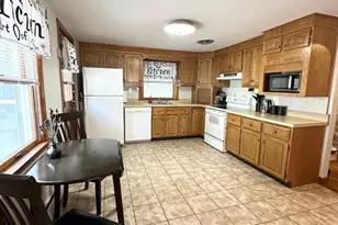15 Cannon Rock Rd, Lynn, MA 01904 - Photo 1