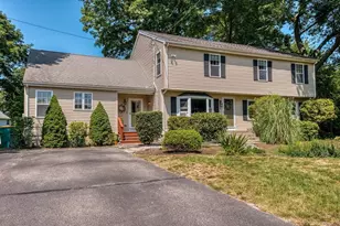 77 Oak Crest Dr, North Attleboro, MA 02760 - Photo 1