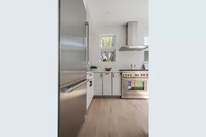 112 Hampshire St #112, Cambridge, MA 02139 - Photo 9