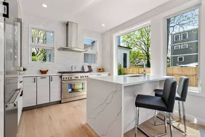 112 Hampshire St #112, Cambridge, MA 02139 - Photo 3