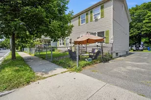 146-148 King St, Springfield, MA 01109 - Photo 3