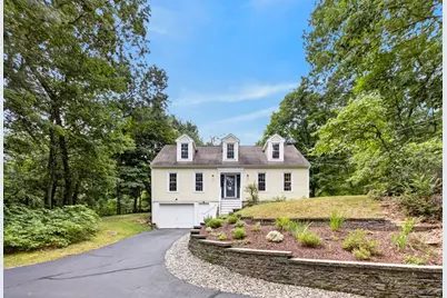 81 Moon Hill Rd, Northbridge, MA 01534 - Photo 3