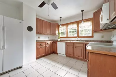 219 Tremont St, Carver, MA 02330 - Photo 11