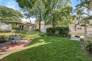303 Washington St, Winchester, MA 01890 - Photo 17