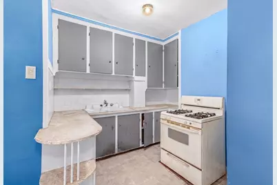 84 Cory St, Fall River, MA 02720 - Photo 13