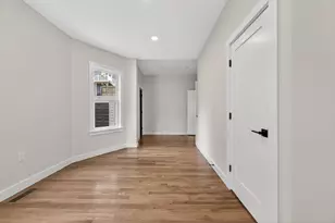 21 Hutchinson St, Winthrop, MA 02152 - Photo 5