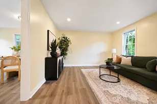345 Laurel St, Bridgewater, MA 02324 - Photo 5