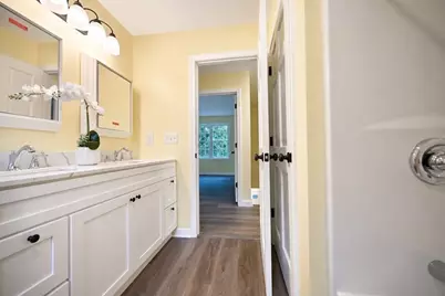 345 Laurel St, Bridgewater, MA 02324 - Photo 21