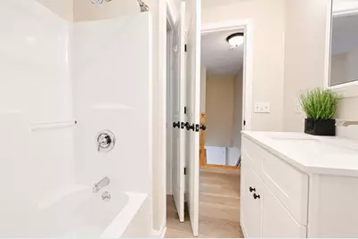 34-36 Hammond St #36, Bridgewater, MA 02324 - Photo 19