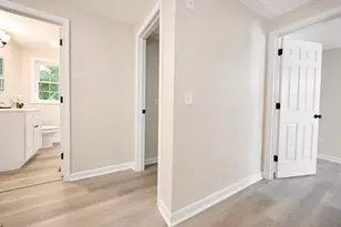 34-36 Hammond St, Bridgewater, MA 02324 - Photo 17