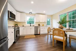 345 Laurel St, Bridgewater, MA 02324 - Photo 5