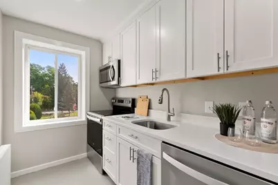 125 Pleasant St #201, Arlington, MA 02476 - Photo 11