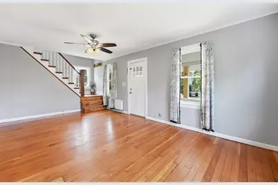 22 Highland View St, Westfield, MA 01085 - Photo 3