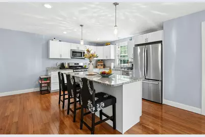 133 Apricot St, Worcester, MA 01603 - Photo 9