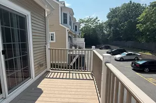 5273 Washington St, Boston, MA 02132 - Photo 9