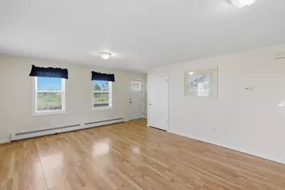 1033 Rodman St, Fall River, MA 02721 - Photo 13
