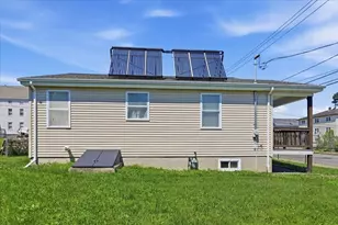 1033 Rodman St, Fall River, MA 02721 - Photo 37