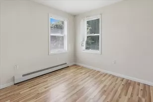 1033 Rodman St, Fall River, MA 02721 - Photo 27