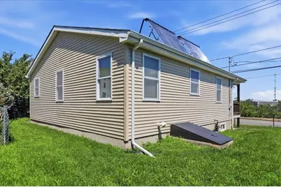 1033 Rodman St, Fall River, MA 02721 - Photo 35
