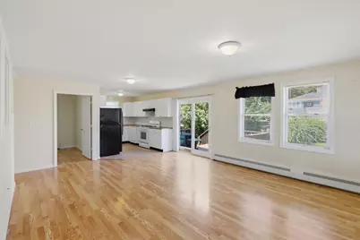 1033 Rodman St, Fall River, MA 02721 - Photo 11