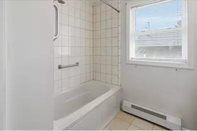 1033 Rodman St, Fall River, MA 02721 - Photo 25