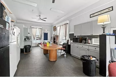 121 N Common, Lynn, MA 01902 - Photo 7