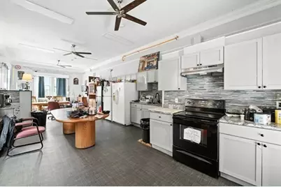 121 N Common, Lynn, MA 01902 - Photo 5